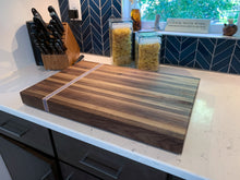 Load image into Gallery viewer, The Mara