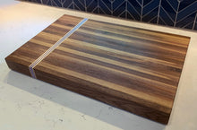 Load image into Gallery viewer, The Mara